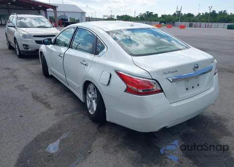 2015 Nissan Altima 2.5 Sl из США, поврежденный, VIN 1N4AL3AP8FC121316